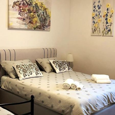 Apartament Lijepo Ureden Stan U Centru Grada Knin Zewnętrze zdjęcie