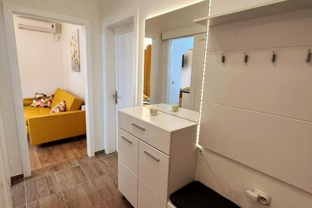 Apartament Lijepo Ureden Stan U Centru Grada Knin Zewnętrze zdjęcie