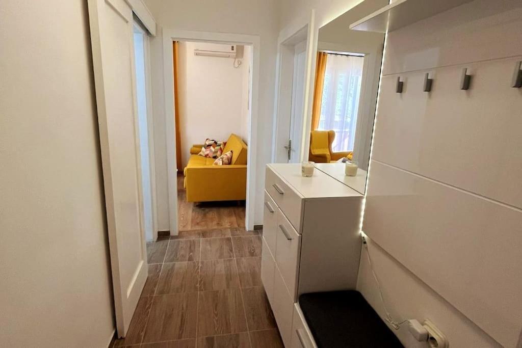 Apartament Lijepo Ureden Stan U Centru Grada Knin Zewnętrze zdjęcie